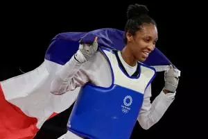 France's Althea Laurin celèbre sa victoire