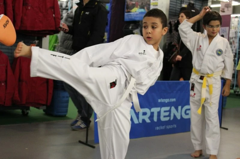pratique taekwon-do enfants